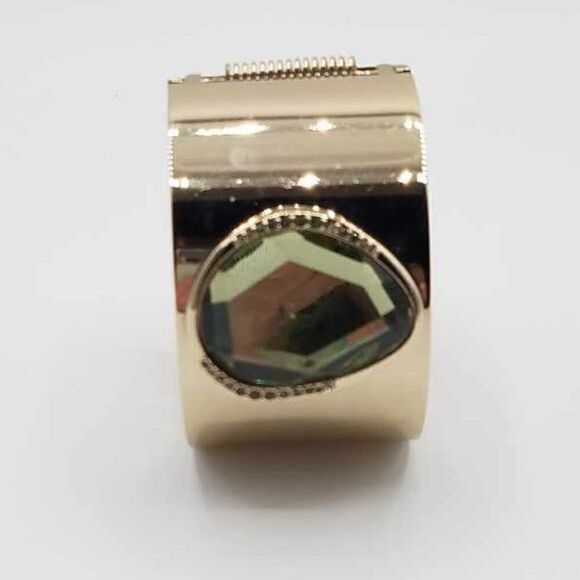 KC ( Kenneth Cole?) Wide Hinged Large Green Stone Bangle - Picture 7 of 7